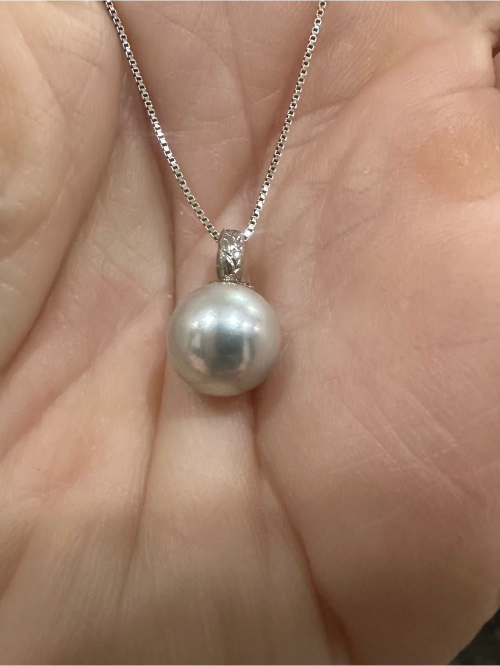 Classic 14k white gold box chain Silver Pearl Pendant Necklace - 16”